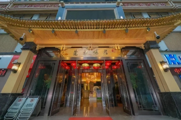 這個鄭州汗蒸館唐式裝修，一次滿足您對汗蒸的N種幻想