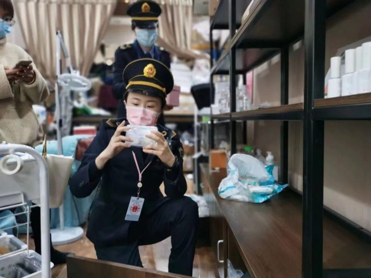 忽悠辦美容貸成本500賣3000農村游擊走穴……暴利黑醫美亂象何時休