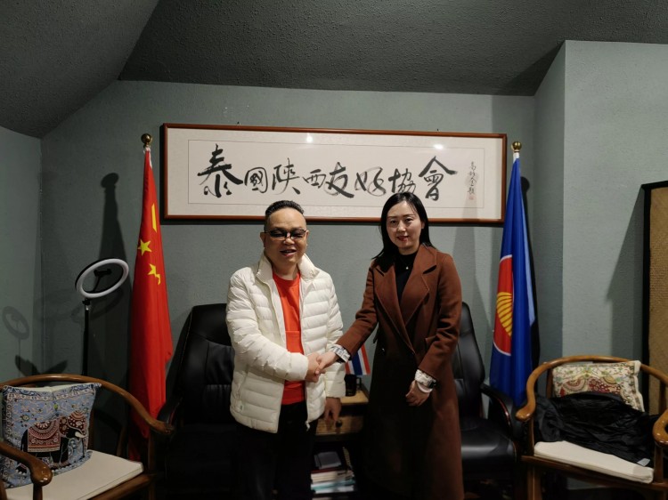 香港威馬仕實(shí)業(yè)集團(tuán)董事局主席莫維勤一行四人拜訪余新齊博士