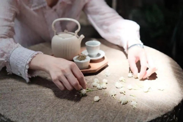 在茶文案里做個心靈spa會讓你買買買嗎