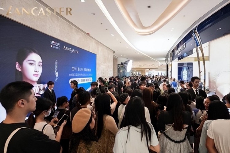 cdf海口國際免稅城蘭嘉絲汀精品店煥新啟幕