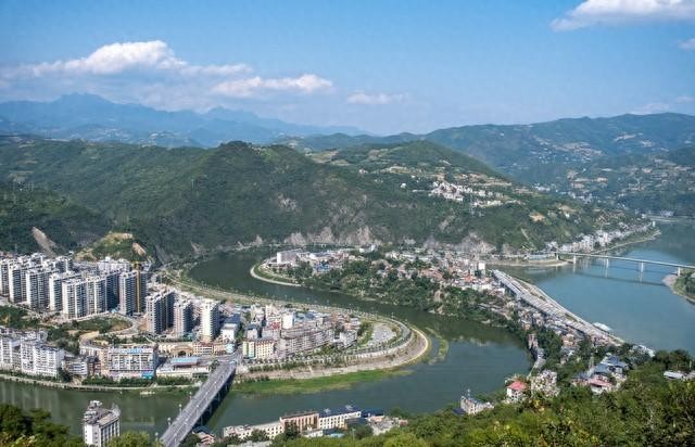 去陜西安康，這6個(gè)地方有車沒車都要走一趟，才不留遺憾