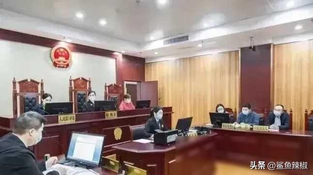 河南開封女子開了一家正規按摩店給一位男顧客服務后收取了